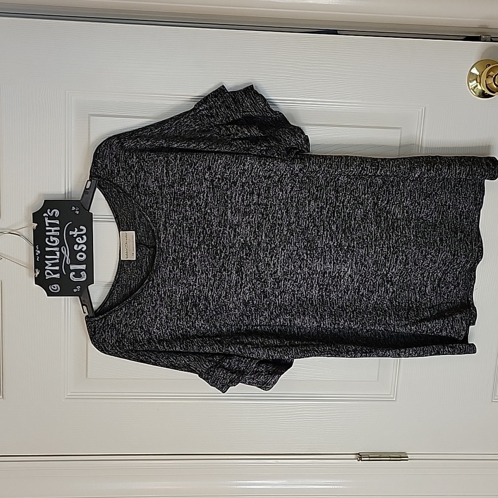 Bobbie Brooks 1X Top Ruffled Short Sleeve Black Gray